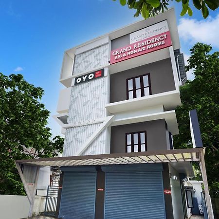 Hotel O Grand Residency Ambalapulai Exterior foto