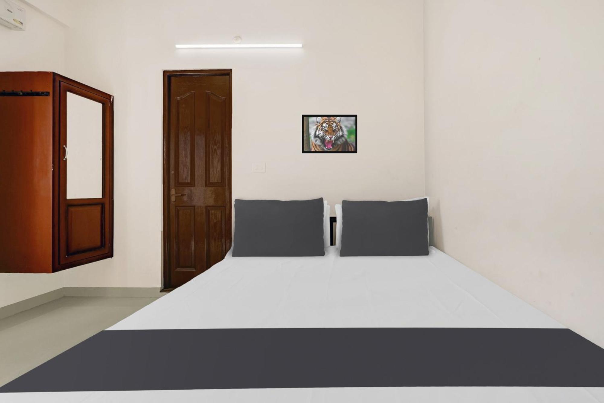 Hotel O Grand Residency Ambalapulai Exterior foto
