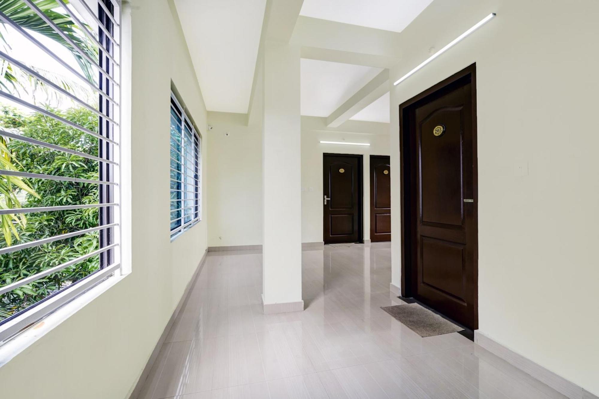 Hotel O Grand Residency Ambalapulai Exterior foto